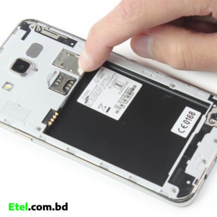 Samsung Galaxy J7 (2015) SIM tray